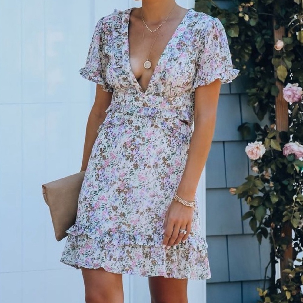 VICI Ripley Backless Floral Ruffle Dress